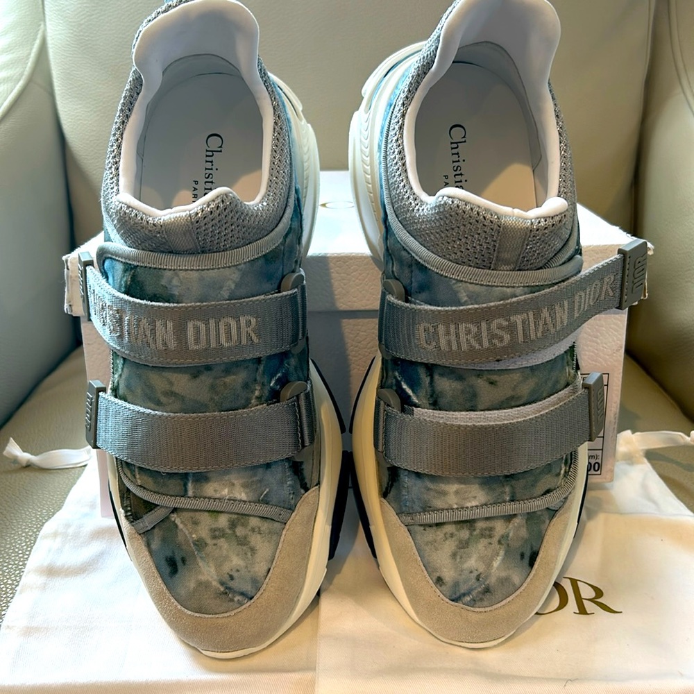 Christian Dior D – wander shaded camouflage sneaker